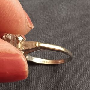 14k Vintage Ring.